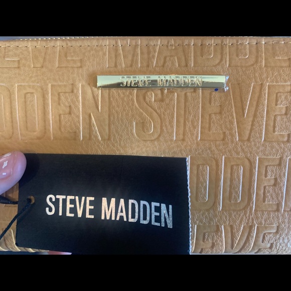 BRAND NEW W TAGS Steve Madden Wristlet Wallet - Picture 4 of 4